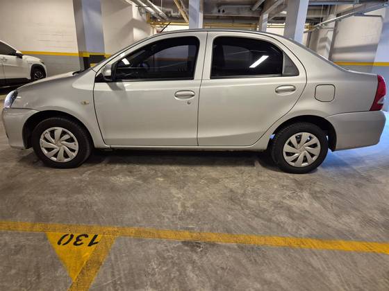 TOYOTA ETIOS 1.5 X SEDAN 16V FLEX 4P AUTOMÁTICO TOYOTA ETIOS 1.5 X SEDAN 16V FLEX 4P AUTOMÁTICO